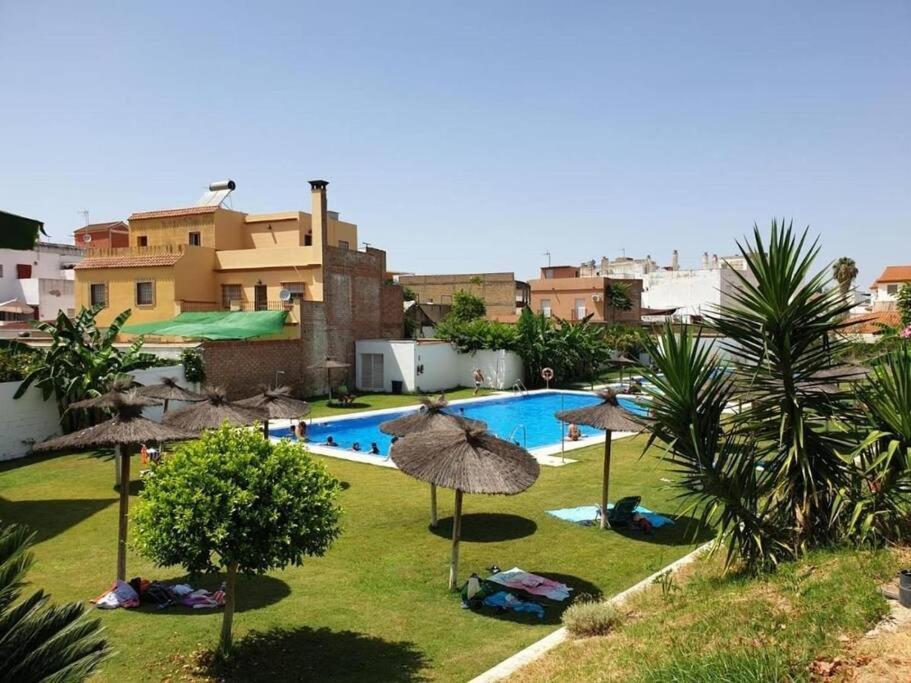 Alojamiento Con Piscina Y Parking En Sevilla La Algaba Zewnętrze zdjęcie